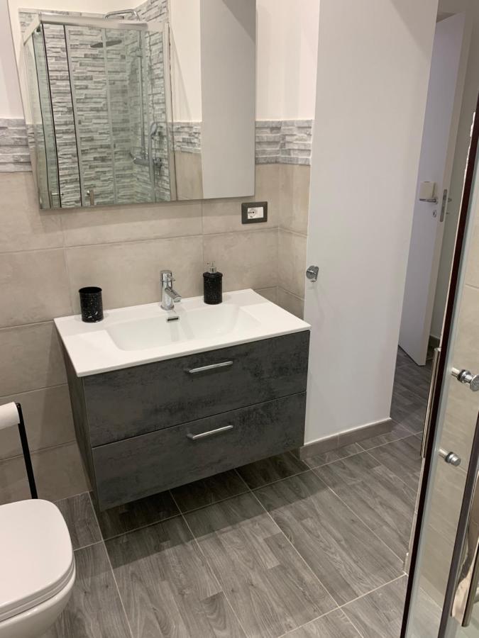 Vicolo Etnea Apartment Катания Экстерьер фото